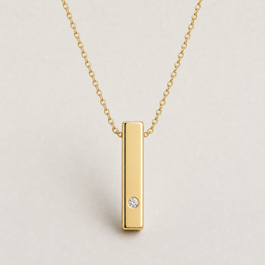 Bar Pendant in Gold
