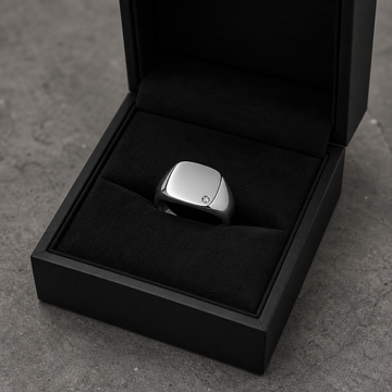 Signet Ring